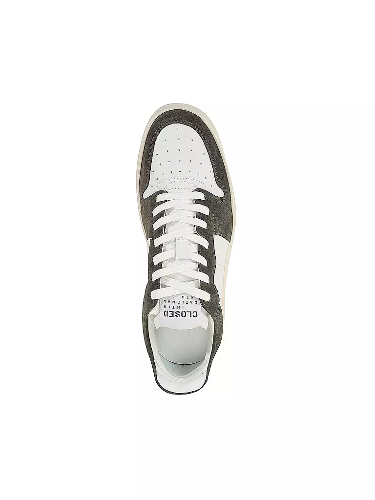 Titelseite -Kastner Oehler Verkäufe closed sneaker 2 768 1024 75 7522502 2 1