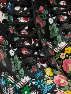 DR. MARTENS, Schnürboots 1460 PACAL FLOWER 9 DR. MARTENS, Schnürboots 1460 PACAL FLOWER -Kastner Oehler Verkäufe dr.martens schnC3BCrboots1460pacalflower 4 768 1024 75 7399961 4